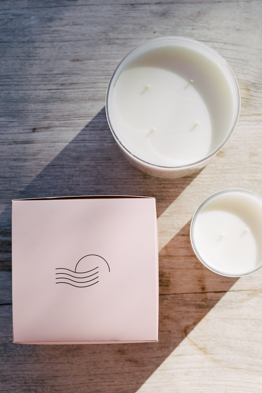Vintage Gardenia 850g Deluxe Candle