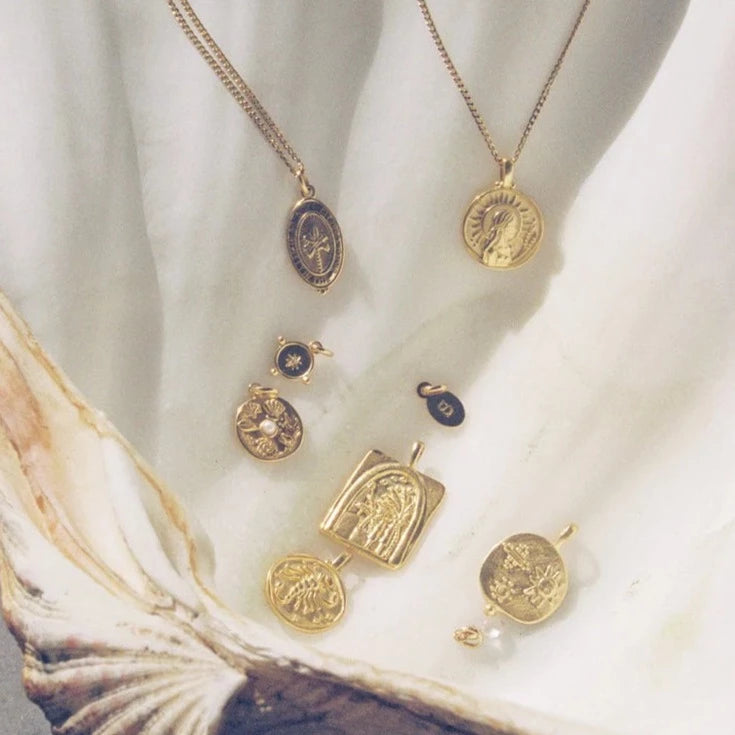Initial A-Z | Gold