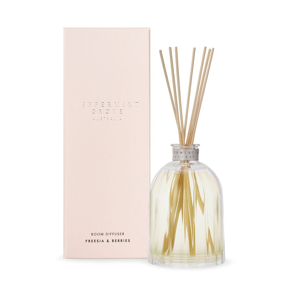 Freesia &amp; Berries Fragrance Diffuser